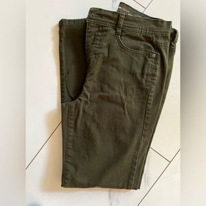Olive Green jeans 8P